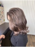 ラベンダーグレージュ