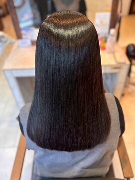 ヘアリゾート粋 ティガ 池袋店(tiga) 艶髪ストレート/髪質改善/美髪ケア/セミロング