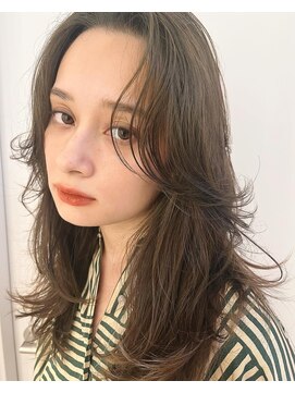 ピークアブー アヴェダ ギンザシックス(PEEK-A-BOO AVEDA GINZASIX) 顔まわりレイヤー　顔まわりデザイン　垢抜け　癖毛