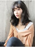 くせ毛風ミディ