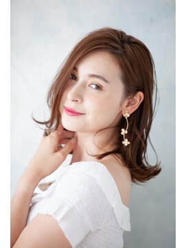 シェルベアー 銀座四丁目(Shell Bear) 【shellbear 銀座4丁目】大人可愛いミディアム