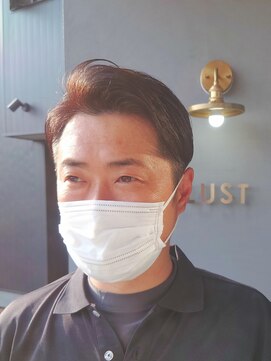 ルストヘアーワークス(LUST hair works) 七三分けツーブロック