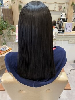 ヘアガーデンブリージア(HAIR GARDEN BREEZIA)の写真/BREEZIAおすすめの“弱酸性ストレート”に感動！今までになかったサラサラ＆ツヤツヤの髪を手に入れて…♪