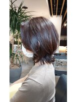 キレイコムデュース(Deuce)&nbsp;クセを活かしたミディアムスタイル