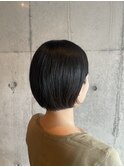 ショートボブ