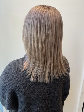 ステア ケース(stair case) 楽ちん伸ばしかけでも可愛いミディアムレイヤーカット前髪カット