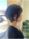 ショートボブ