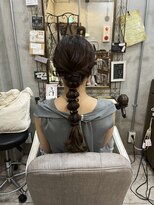 ブーミー(Bor mee)&nbsp;【Bormee】結婚式お呼ばれ/ウエディングヘア/玉ねぎヘア/金箔