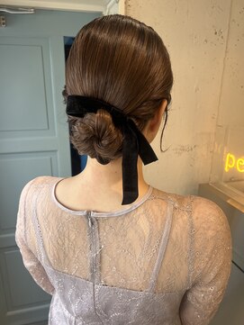 ペピンバイメルシー(pepin by merci.) ＊ タイトシニヨン【結婚式/お呼ばれ/イベント】