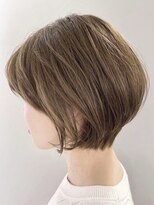 ラーサ(LaHzA)&nbsp;前下がりショートボブ大人ショートボブマッシュショートベージュ