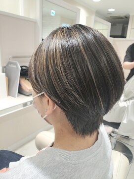 アッシュ 二俣川南口店(Ash) ◆20代30代40代/フェイスフレーミング/マッシュショート