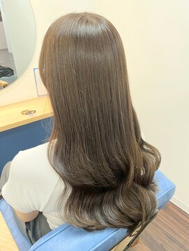 オアシス ガーデン 上尾店(Oasis GaRDEN) 赤味を抑えたアッシュカラー