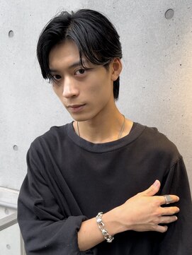 アコロン(acoron.) メンズカット/センターパート/ツーブロック/池袋メンズカット