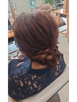 ビスポーク(BESPOKE)&nbsp;20代30代40代似合わせ小顔アップスタイルチュラル透明感カラー