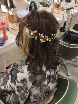 ヘアメイク エンカレッジ(HAIR MAKE encourage) お団子ハーフアップ