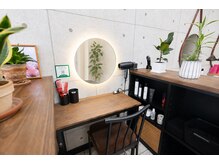 ヴォアール 久我山(VOIR)の雰囲気(半個室でリラックスしてセルフブローが出来ます。)