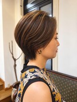 ルクール(Le Coeur)&nbsp;大人女性の丸みくびれショート