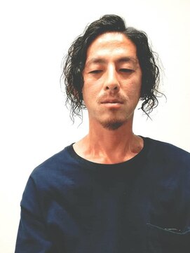 髪屋オトコガミ(OTOKOGAMI) 黒髪 × スパイラルパーマ