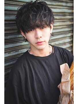 カライング(ing) スーツ短髪ツーブロック束感モテる黒髪シークレットパーマ流行