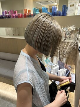 ウインナーヴィジョン 栄 久屋大通店(WINNER VISION) ハイトーンツヤボブ