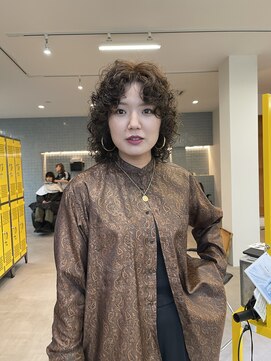 ナループロア ハチ(Nalu pu loa hachi) ボブパーマ/ウルフパーマ/レイヤーパーマ/ハードパーマ