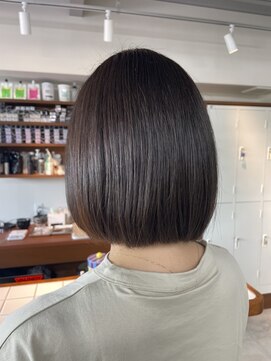 エディ(Hedi) ワンレンボブ