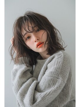 ラナ 新宿(lana) こなれミディアム/顔まわり/シースルーバング【lana hair 新宿】