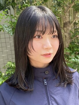 ガーランド (Garland) 顔まわりカット　レイヤーカット　暗髪　透明感カラー　レイヤー