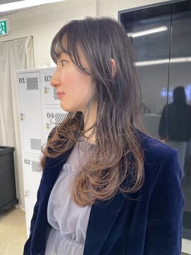 キジ(kiji) ロングヘア/レイヤー/透明感〔久屋/丸の内/久屋大通/高岳/栄〕
