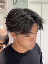 オンド(Onde) ハイライト×フェザーショート