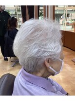 ヒラトヤ 肴町店 白髪ぼかしハイライトミディアムレイヤー顔周りカットミセスヘア