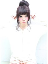 フロール(florun)&nbsp;【アレンジ】甘めな簡単アレンジお団子ヘアー