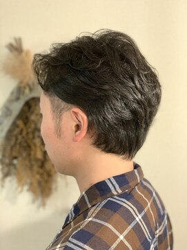 サンジュウナナドシー 大宮東口店(37.0℃) メンズパーマスタイル