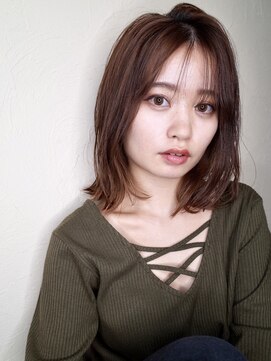 インデックスヘアソア(in'dex hair soar) 自然体ヘア  /小顔/オリーブカラー／ハイライトカラー