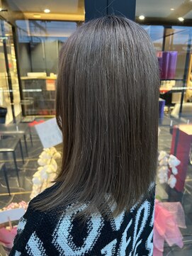 ニューヨークニューヨーク テラッソ姫路店(NYNY) 透明感イルミナハイライトカラーインナーベージュアッシュグレー