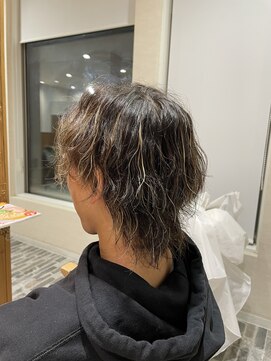 モエバイアリア(Moe by aria) ハイライトウルフパーマ