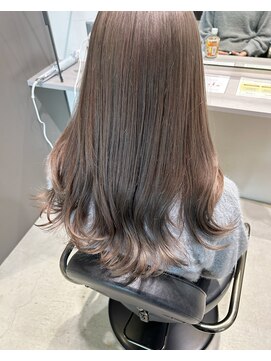 イル(il) グレーベージュcolor×ブリーチ