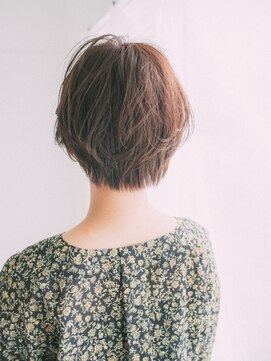 アラワラブルー(arrawarra blue) 前下がりハンサムショート/20代/30代/40代/50代/南町/倉敷