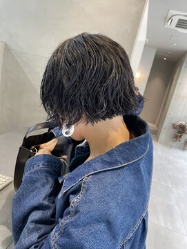 カケル(×.) 切りっぱなしボブ/ブルーブラック/クセ生かしカット/うざバング