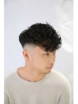 カーウォッシュバーバー(CARWASH BARBER)&nbsp;外国人風スペインカール爽やかスキンフェード