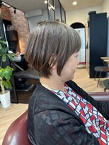 ハーツ(Heart's) 白髪ぼかし/イメチェンヘアスタイル/前髪カタログ/ショートボブ