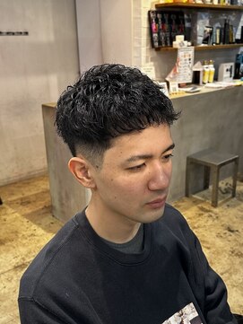 ザデイ カットアンドカルチャーショップ(THE DAY CUT&CULTURE SHOP) ダウンバングショート