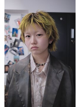 クイン(qin) シャギーデザインショート