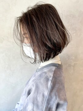 シオン(shion) ボブ顔周りレイヤーおくれ毛_ba323982