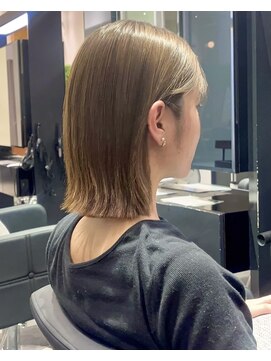 ビューシンサイバシ(VIEW SHINSAIBASHI) 360度どこから見てもキマる“ミニマルボブ”10代20代30代