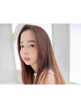 《話題沸騰》【ナチュラル縮毛矯正+カット￥14300】思わず触れたくなるようなツヤ髪が手に入ります★