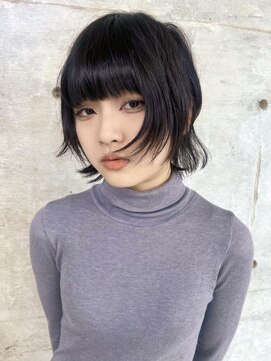 シー(sii) 黒髪ウルフ