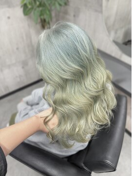 ノーン(NONE) ハイトーンオリーブカラー