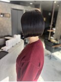 前下がりボブ