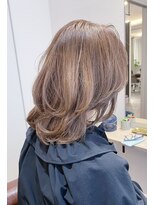 アトレ 武庫之荘(Atre.) 艶感重視モテ髪レイヤーとナチュラルカールの大人美人セミロング